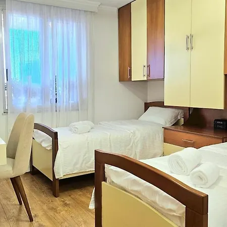 Bazaar's Eye Free Parking Spacious Tarrace Apartment